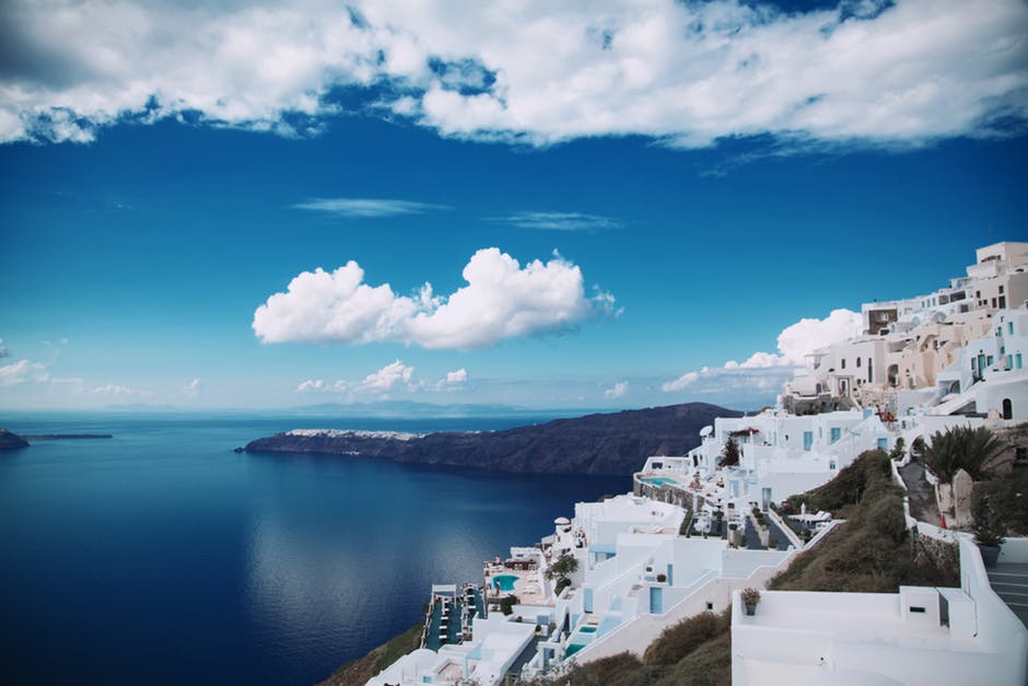 Is Santorini a Good Place to Visit